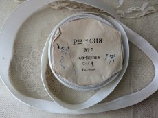 画像1: フランスアンティーク 巻きリボン Pon.24318 白 (1)