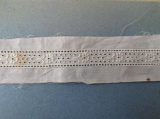 画像4: フランスアンティーク　コットン刺繍レース 202cm (4)