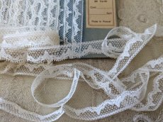 画像1: フランスアンティーク チュールスカラップレース 台紙巻き600cm／360cm (1)