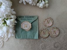 画像3: フランス 1900年前後 シーリングワックス風イニシャル「N」シールセット 15枚 (3)