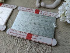 画像5: フランス 1920-1950年 刺繍用シルク糸巻き 2色セット 白+水色 LA BARRE ROUGE (5)