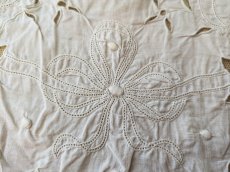 画像7: フランスアンティーク カットワーク刺繍のつけ襟 リボンガーランド (7)