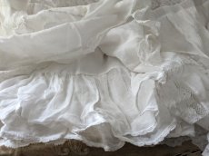 画像14: フランスアンティーク たっぷりレースのジュポン (14)