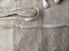 画像2: フランスアンティーク　極細5.5mm幅レース  270cm (2)