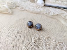 画像2: フランスヴィンテージ 水色×ゴールド ボタン 2個セット 11mm (2)