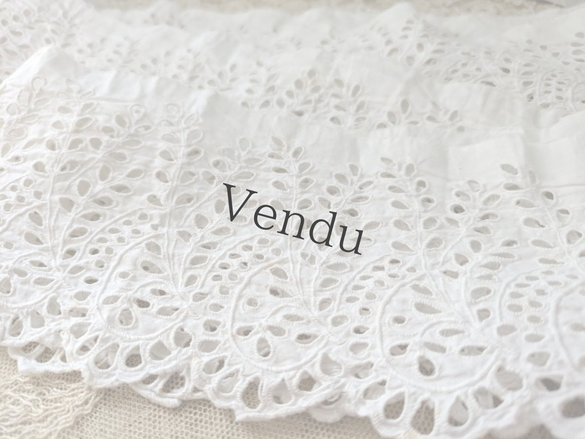 画像3: フランスヴィンテージ 円形状カットワーク刺繍スカラップレース 130cm (3)