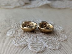 画像3: フランス ヴィンテージ ゴールドメタルボタン お花 2個セット 17mm (3)