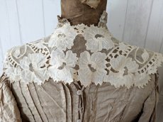 画像6: フランス 1900年前後 チュールとアプリカシオンのつけ襟 アネモネ (6)