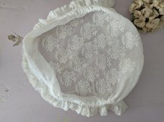 画像2: フランス 1900年前後 白糸刺繍のボネ (2)