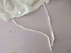 画像6: フランス 1900年前後 白糸刺繍のボネ (6)