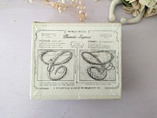 画像7: フランスアンティーク　Plumetis-Express 刺繍イニシャルシート "C" No.4 (7)
