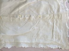 画像5: フランス 1900年前後 PB刺繍入り半月型枕カバー (5)
