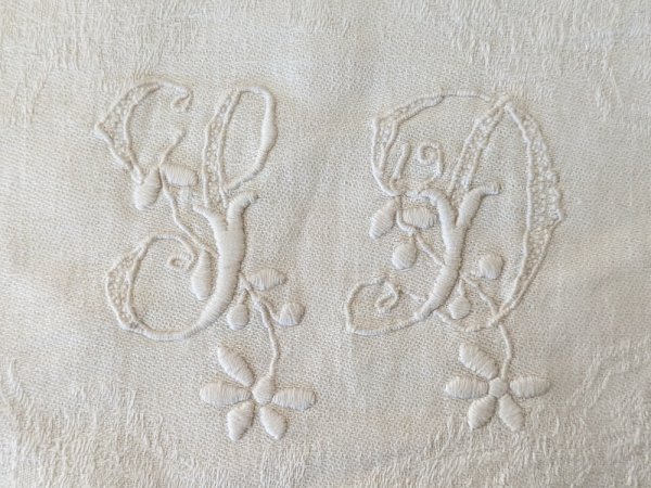 フランスアンティーク イニシャル手刺繍SD ダマスク織クロス 58×77cm