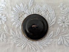 画像4: フランス 1900年前後  メタル装飾ボタン 葡萄 27mm (4)
