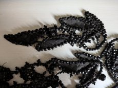 画像3: フランス 1900年前後 ビーズ刺繍装飾パーツセット (3)