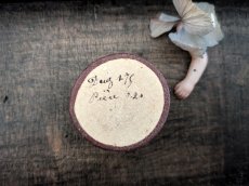 画像6: フランスアンティーク ガラスの蓋の紙箱入りビーズ ≪チャコールグレー×ストラス ≫ (6)
