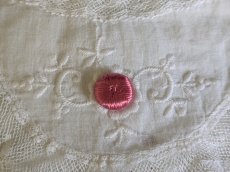 画像1: フランスアンティーク シルクくるみボタン ピンク13mm (1)