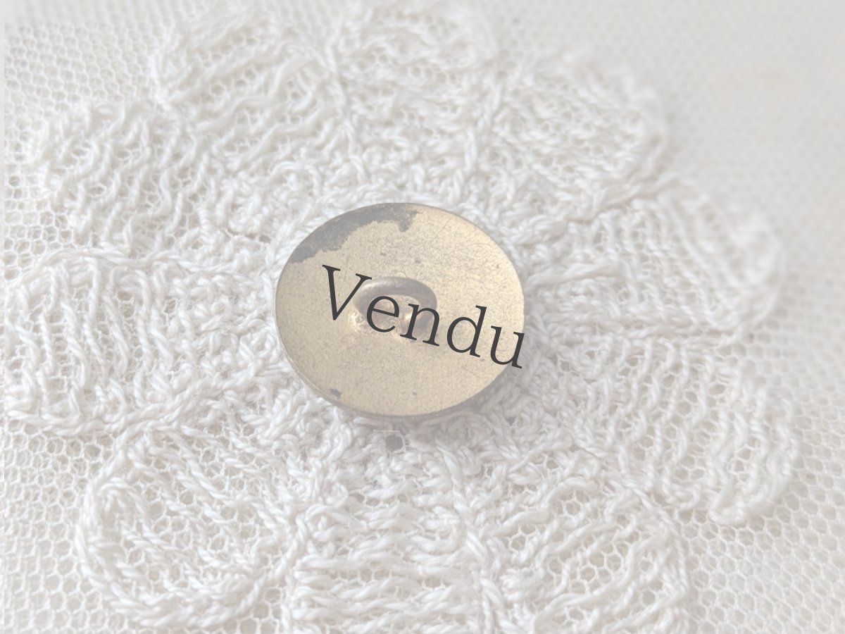 画像3: フランス1900年前後　エマイユボタン 白ローズ 16mm (3)