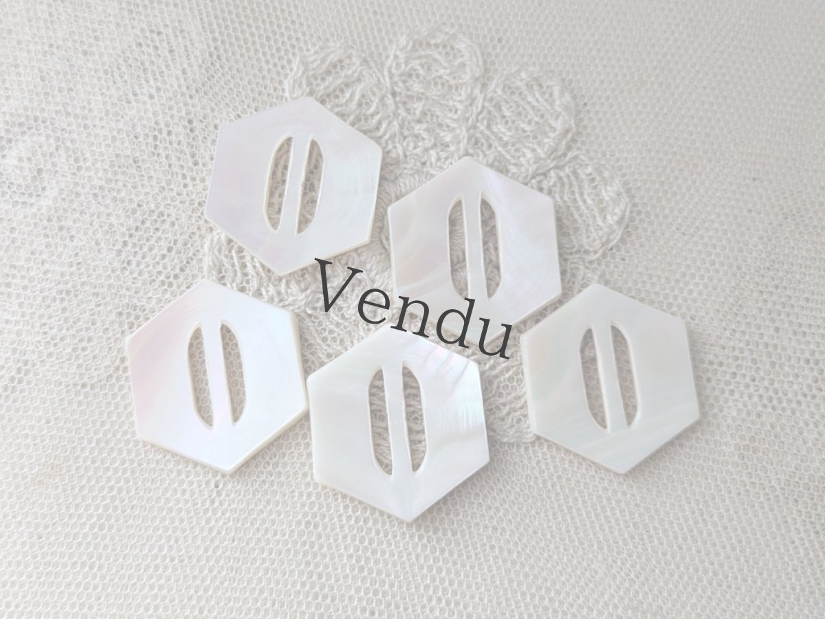 画像5: フランスアンティーク 貝ボタン 六角形 5個セット 23.5mm (5)