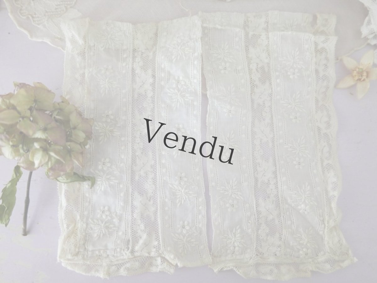 画像2: フランスアンティーク　1900年代 白糸刺繍レース端切れ 2枚セット (2)