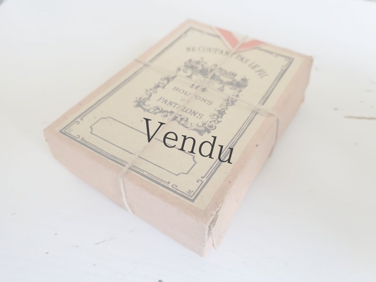 画像3: 【B様ご予約品】フランスアンティーク　箱入りメタルボタン (3)